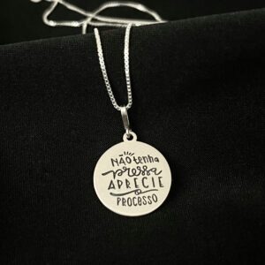 Colar Medalhão Aprecie o Processo